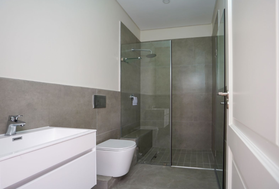 To Let 3 Bedroom Property for Rent in Sandown Western Cape